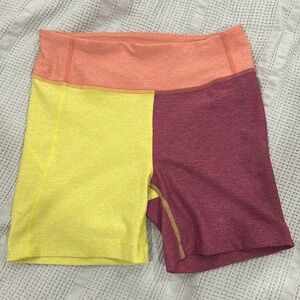 Like New Outdoor Voices bike shorts small